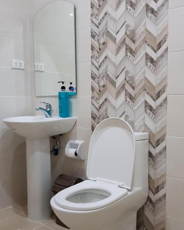 Acrige Apartelle 2 Pax Twin @ Heart Of Bogo City Banban Exterior photo